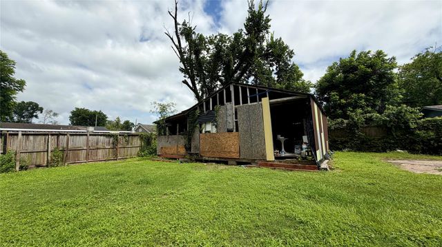 8116 Sandra Street, Houston, TX 77016