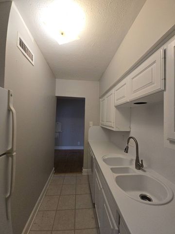 4000 Hawthorne Avenue 6, Dallas, TX 75219
