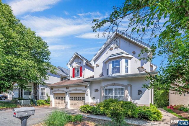 6 Boulder Run, Oakland, NJ 07436
