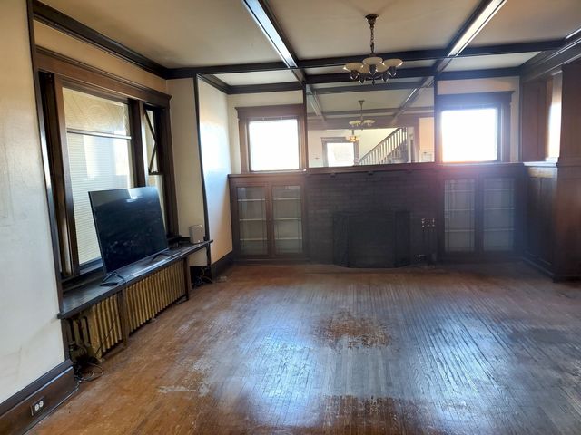 1612 5th Street, Peru, IL 61354