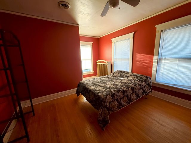 1612 5th Street, Peru, IL 61354