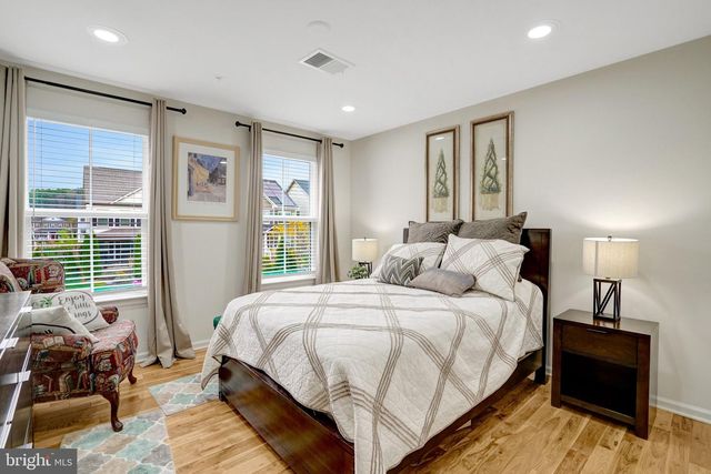 2287 RIVER BIRCH RD, Dumfries, VA 22026