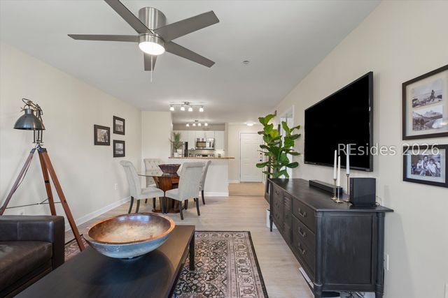 80 Paddle Boat Ln Apt 825, Hilton Head Island, SC 29928