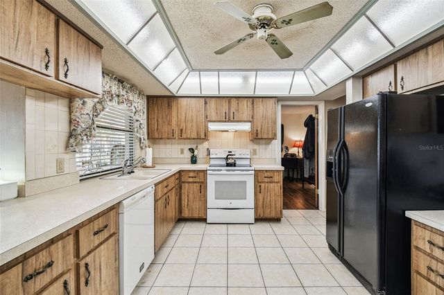 7631 SUMMERTREE LANE, New Port Richey, FL 34653