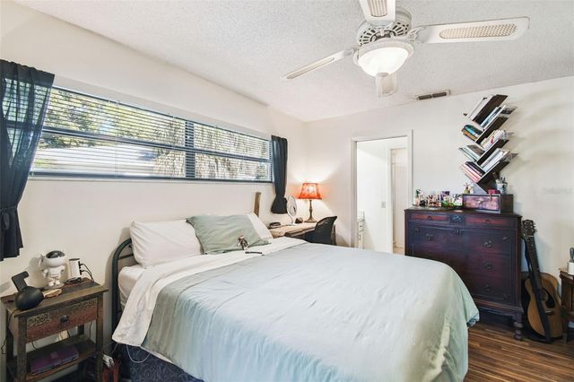 7631 SUMMERTREE LANE, New Port Richey, FL 34653