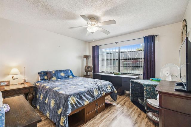 7631 SUMMERTREE LANE, New Port Richey, FL 34653