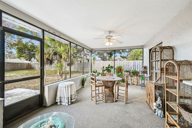 7631 SUMMERTREE LANE, New Port Richey, FL 34653