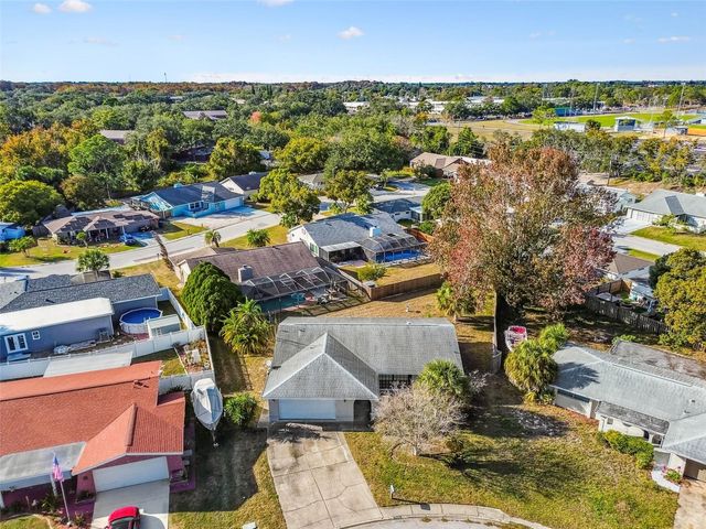 7631 SUMMERTREE LANE, New Port Richey, FL 34653