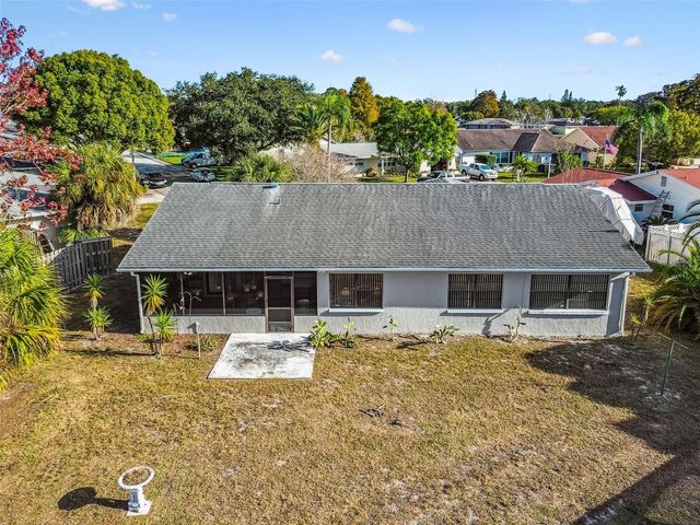 7631 SUMMERTREE LANE, New Port Richey, FL 34653