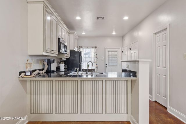 300 Roosevelt Street A, Lafayette, LA 70501