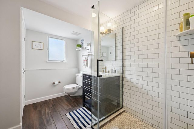 1040 Fran Lin Parkway, Munster, IN 46321