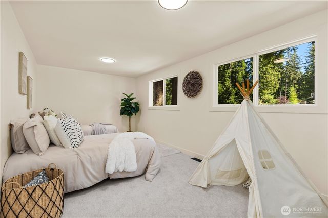 16142 SE 42nd Place, Bellevue, WA 98006