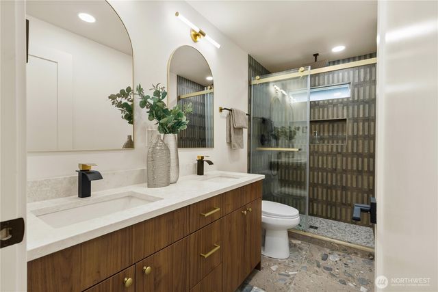 16142 SE 42nd Place, Bellevue, WA 98006