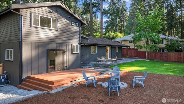 16142 SE 42nd Place, Bellevue, WA 98006