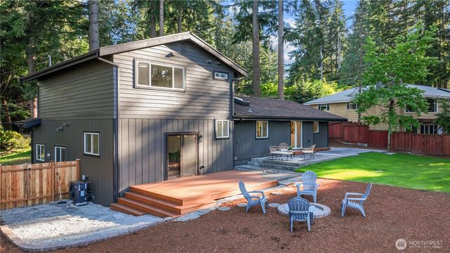 16142 SE 42nd Place, Bellevue, WA 98006