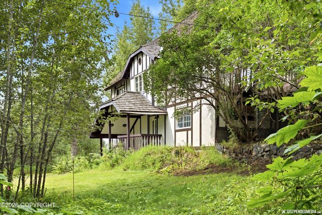 11813 Birch Hills Drive, Eagle River, AK 99577