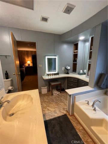 31348 Lakehills 2, Castaic, CA 91384