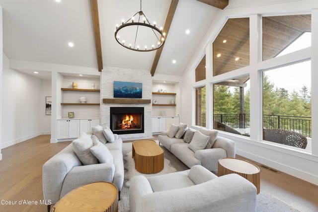 227 Mesa Drive, Athol, ID 83801