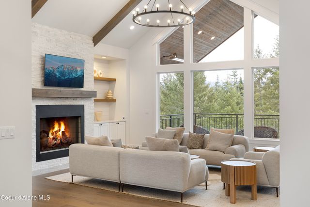 227 Mesa Drive, Athol, ID 83801