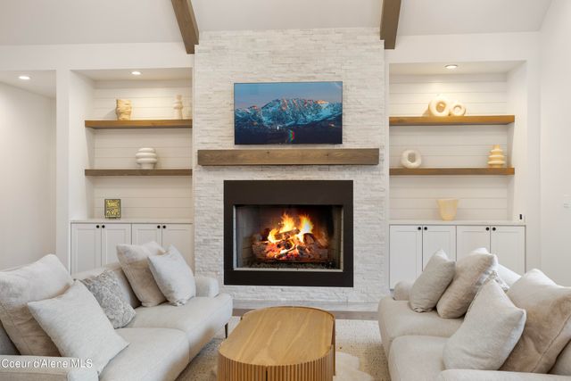 227 Mesa Drive, Athol, ID 83801