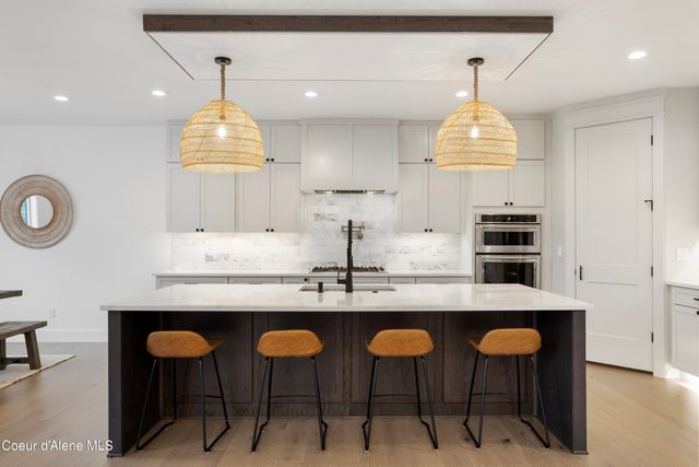 227 Mesa Drive, Athol, ID 83801