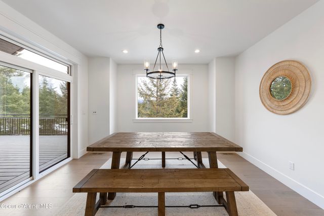 227 Mesa Drive, Athol, ID 83801