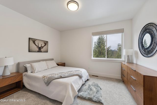 227 Mesa Drive, Athol, ID 83801