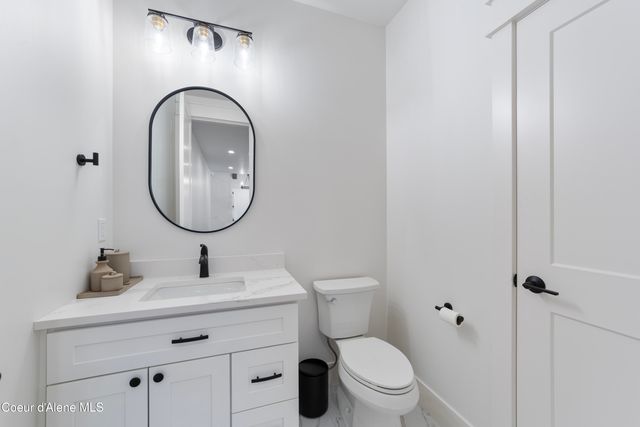 227 Mesa Drive, Athol, ID 83801