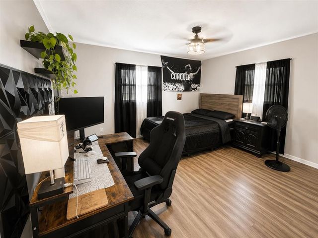106 E Wayside Drive, Westlake, LA 70669