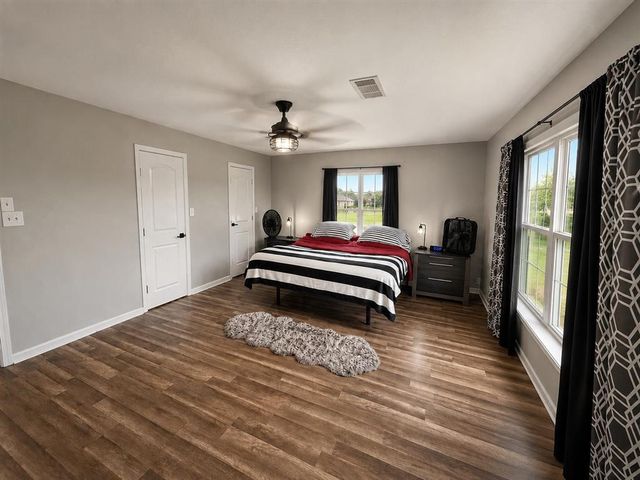 106 E Wayside Drive, Westlake, LA 70669