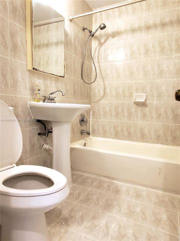 6580 Santona Street A26, Coral Gables, FL 33146