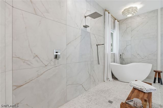 1123 Augusta Falls WAY, Naples, FL 34119