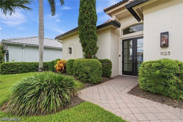 1123 Augusta Falls WAY, Naples, FL 34119