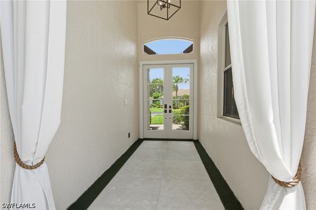 1123 Augusta Falls WAY, Naples, FL 34119