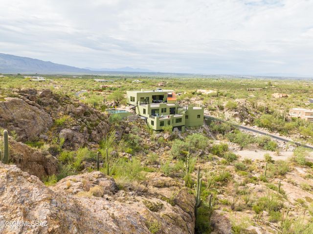 3898 N Camino Ojo De Agua, Tucson, AZ 85749