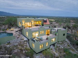 3898 N Camino Ojo De Agua, Tucson, AZ 85749