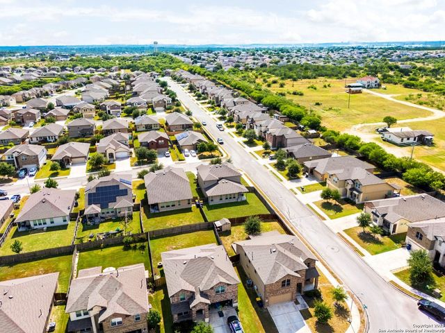 444 Quarter Mare, Cibolo, TX 78108