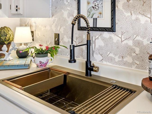 1383 W 88th Avenue 208, Thornton, CO 80260