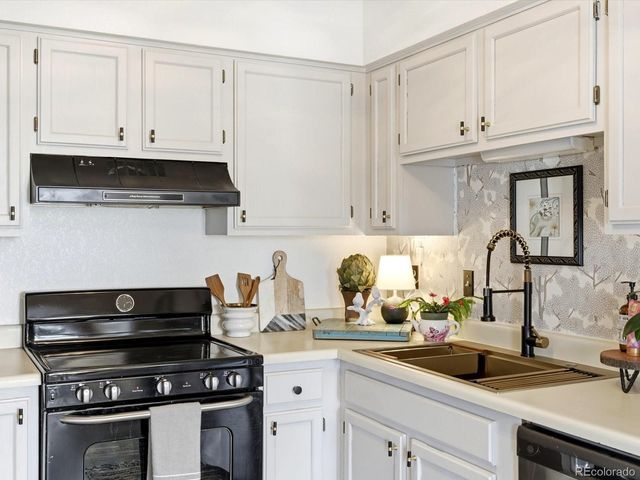 1383 W 88th Avenue 208, Thornton, CO 80260