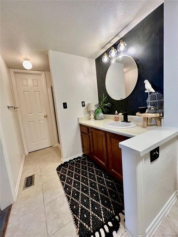 1383 W 88th Avenue 208, Thornton, CO 80260