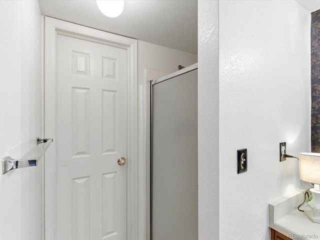 1383 W 88th Avenue 208, Thornton, CO 80260