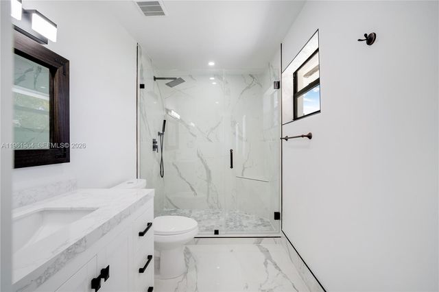 1406 SW 104th Ct, Miami, FL 33174