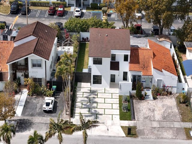 1406 SW 104th Ct, Miami, FL 33174