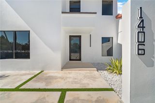 1406 SW 104th Ct, Miami, FL 33174