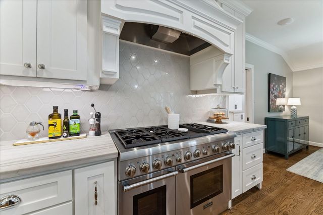 846 W Forest Drive, Houston, TX 77079