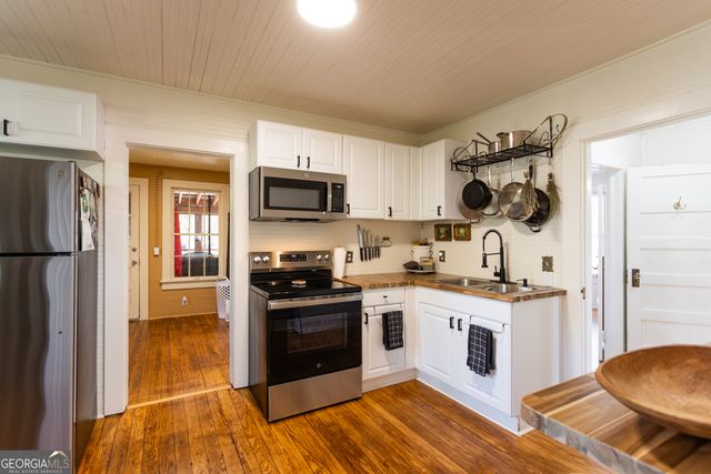 292 S Cherokee Road, Social Circle, GA 30025