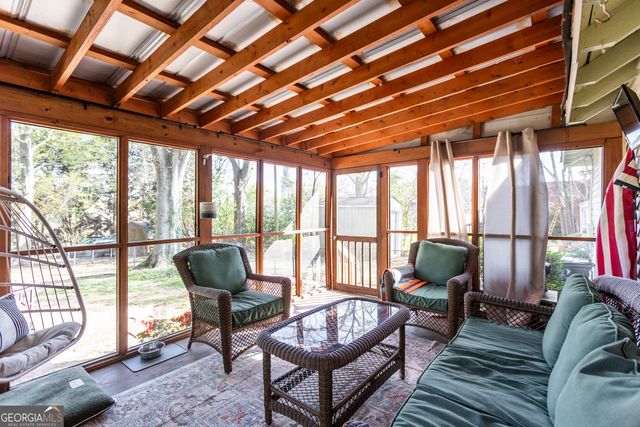 292 S Cherokee Road, Social Circle, GA 30025