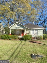 292 S Cherokee Road, Social Circle, GA 30025