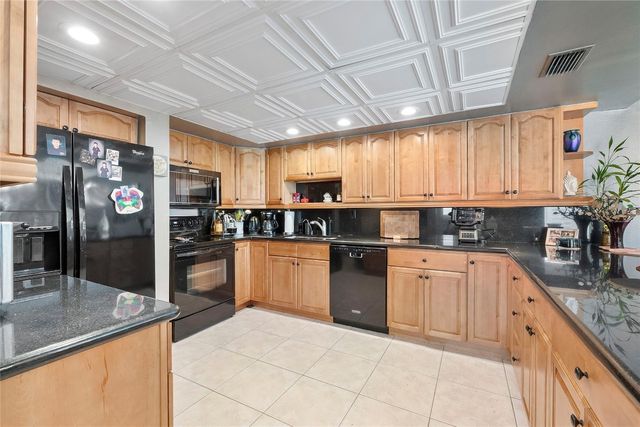 565 NW 98th Avenue 565, Plantation, FL 33324