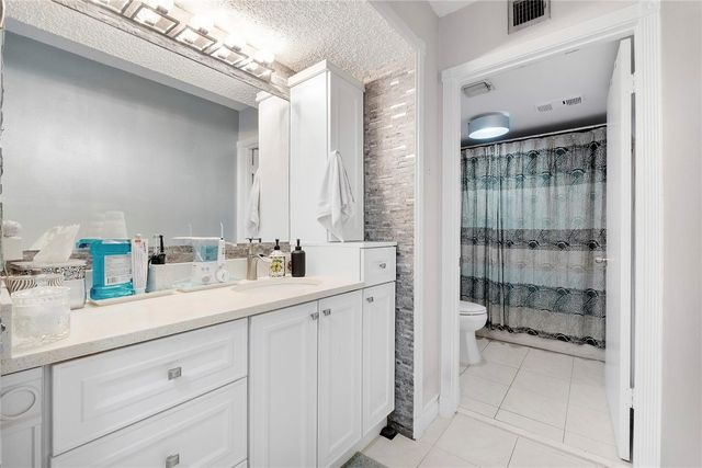 565 NW 98th Avenue 565, Plantation, FL 33324